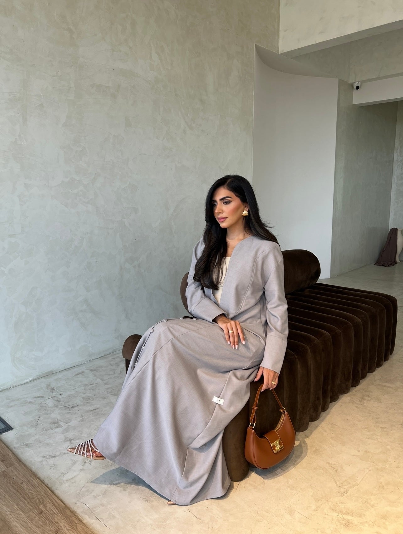 Light Grey With Buttons Abaya