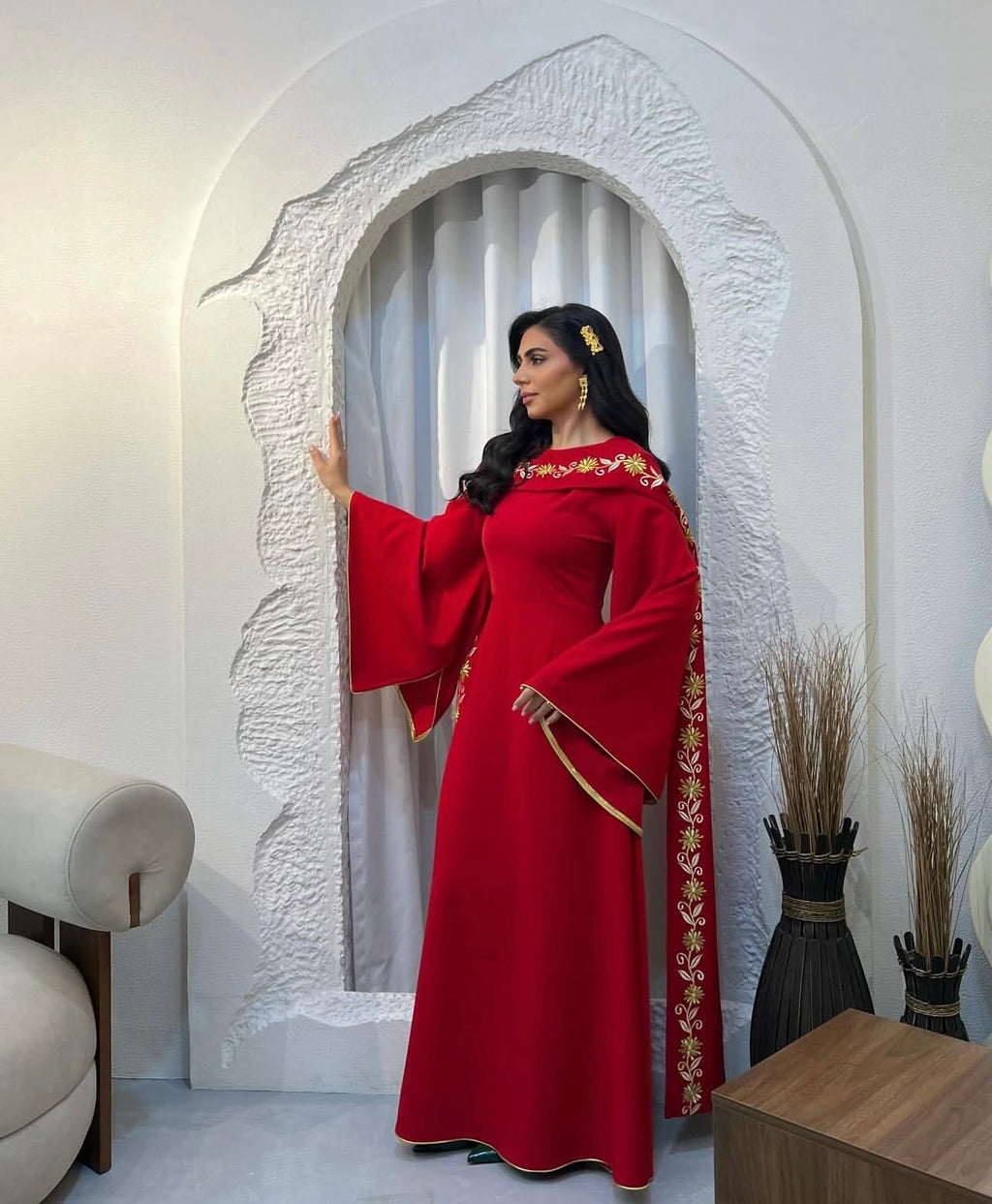 Crepe Jalabeya With Embroidery Shawl